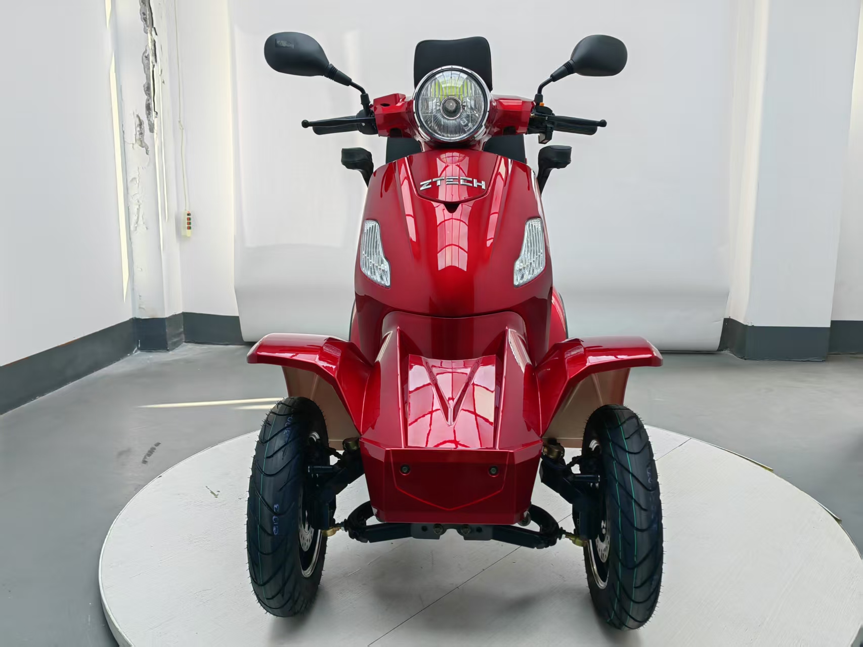 ZT-19 *QUADLUX* Elektromos négykerekű jármű 60V20Ah 1000W - Image 17